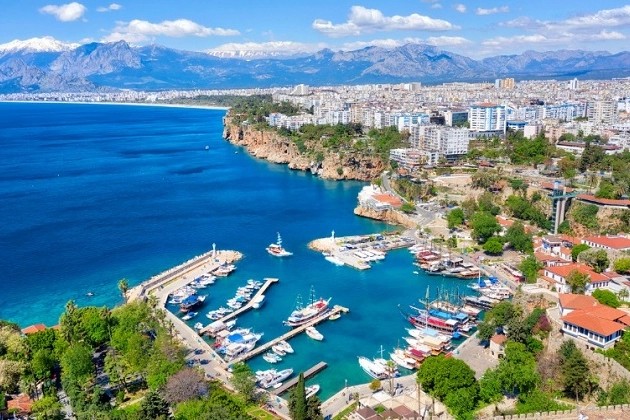 Antalya'ya D-8'den tescilli ödül