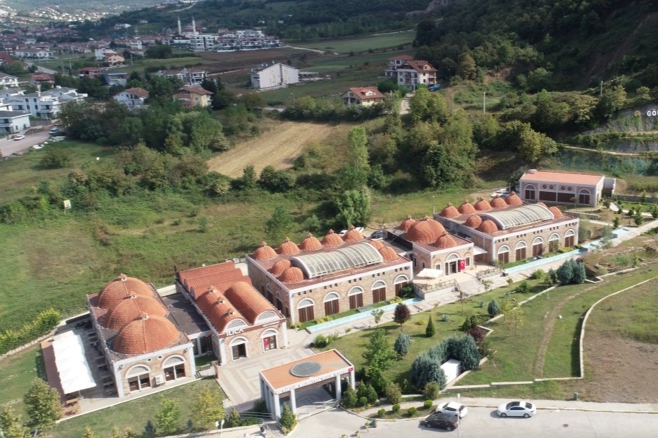 Kocaeli Gölcük'de otel yapımı şartıyla yer satışı