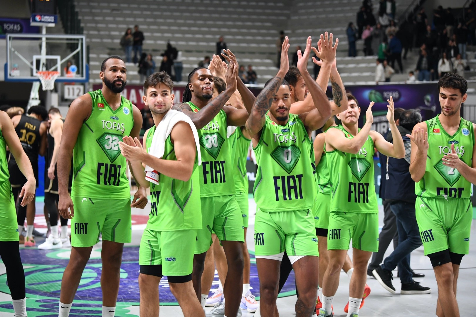 TOFAŞ, FIBA Europe Cup'ta üst tura çıkmayı garantiledi