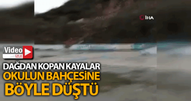 Gümüşhane'de dağdan kopan kayalar okulun bahçesine düştü