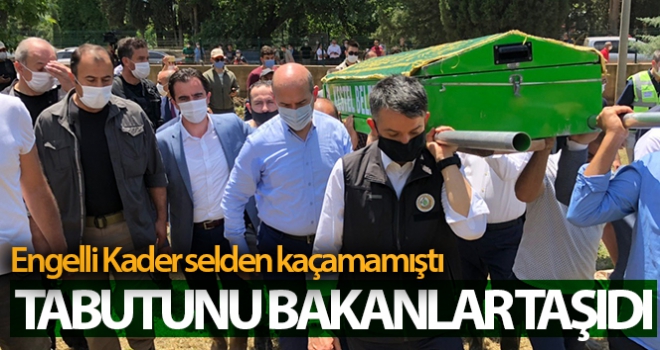 Selden kaçamayan engelli Kader'in tabutunu bakanlar taşıdı