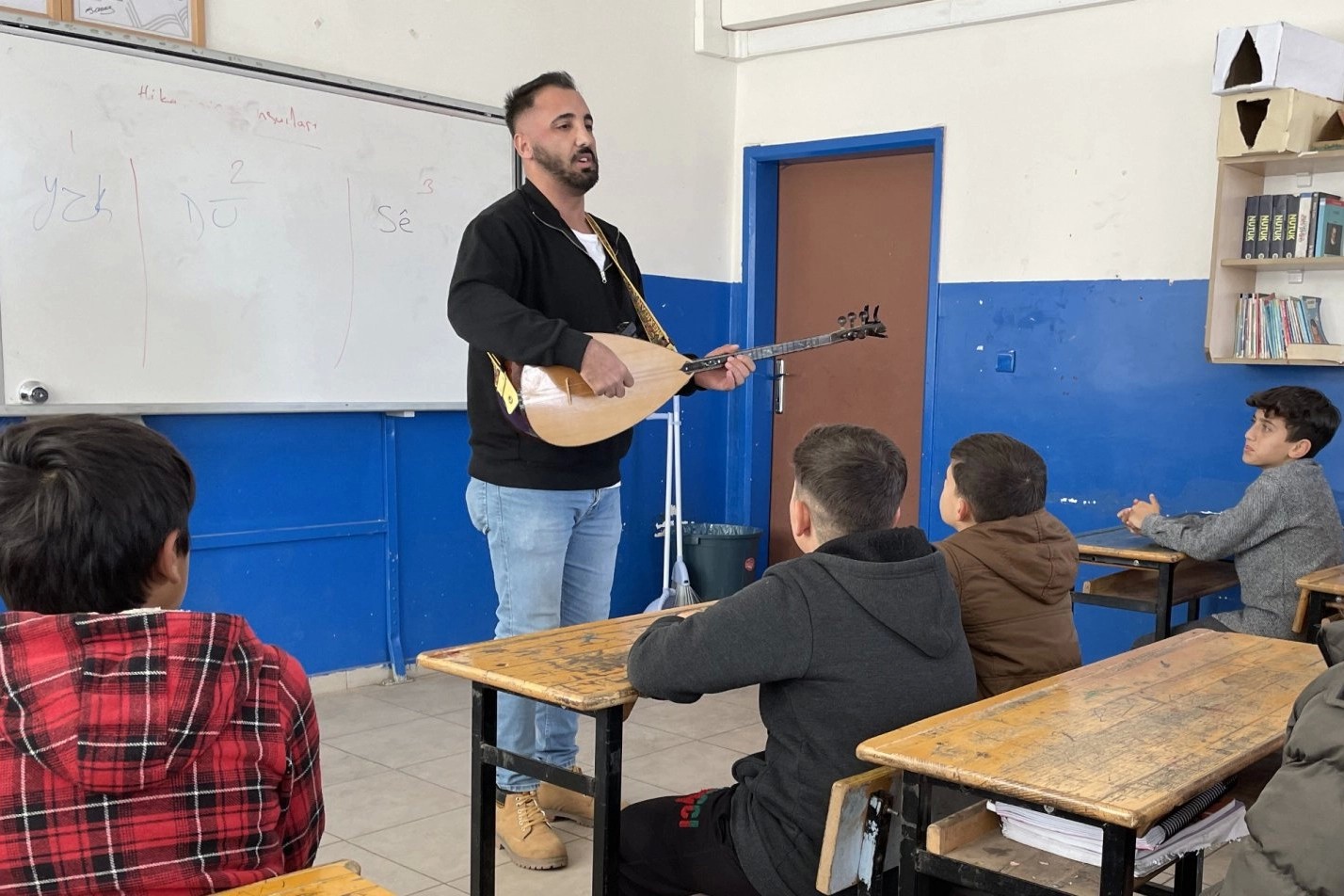 Diyarbakır Silvan'da öğretmenler kırsal turneye çıkıyor