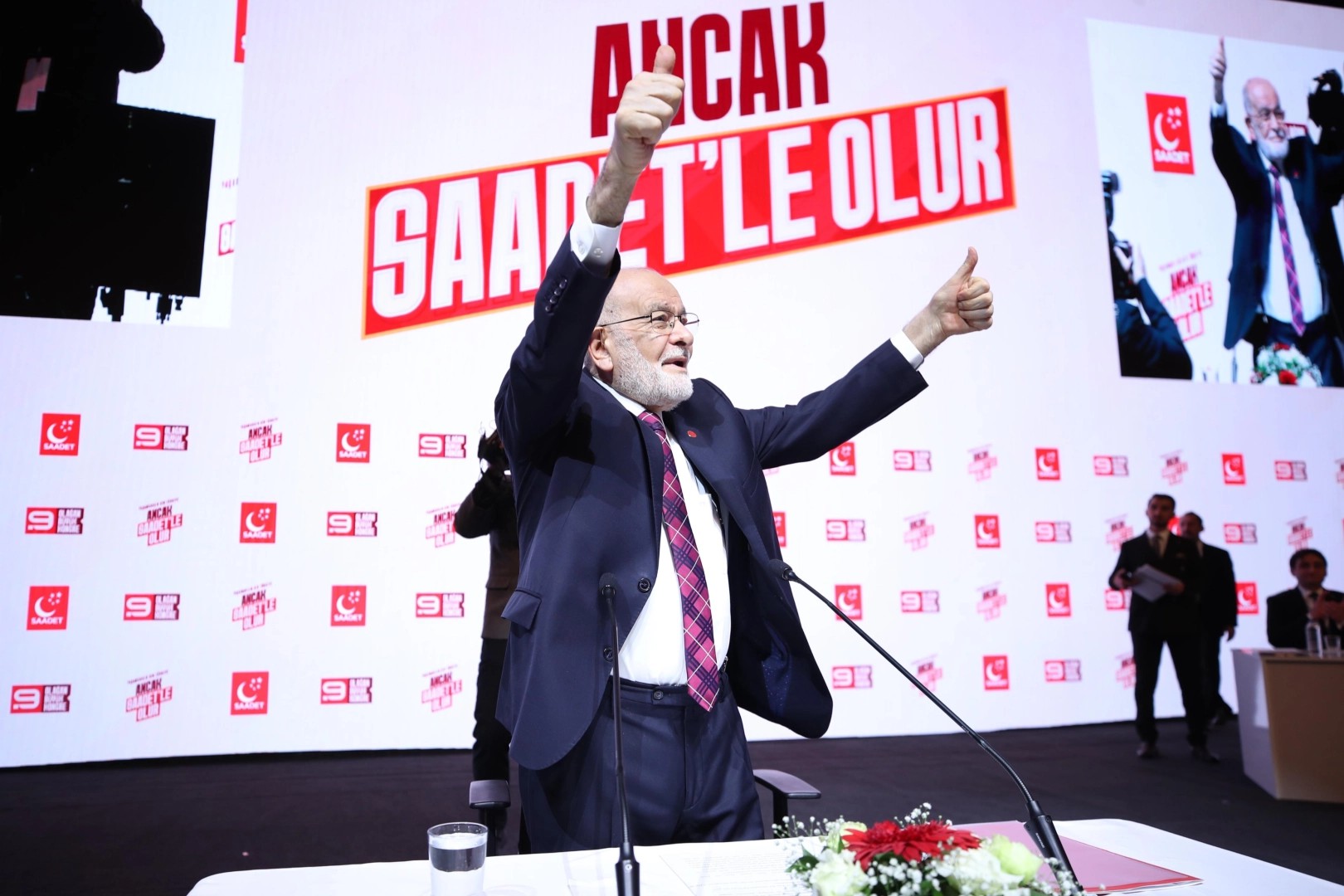 Karamollaoğlu veda etti