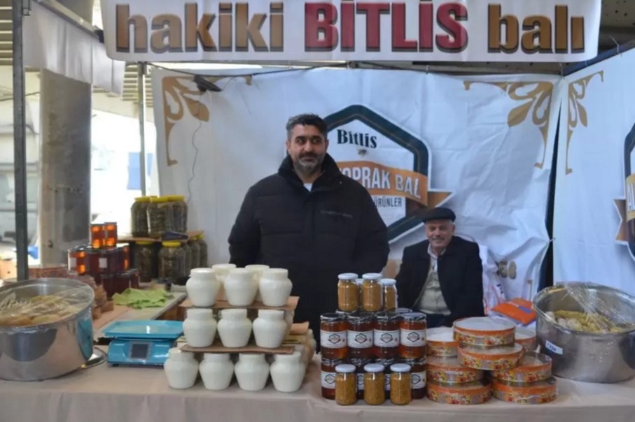 Bursa'da 'Bitlis Tanıtım Günleri'ne yoğun ilgi