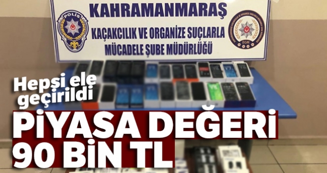 Seyyar satıcıdan 90 bin liralık kaçak telefon çıktı