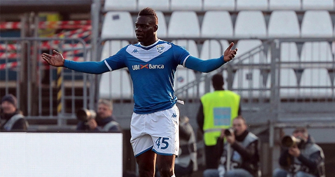 Brescia, Balotelli'nin sözleşmesini feshetti