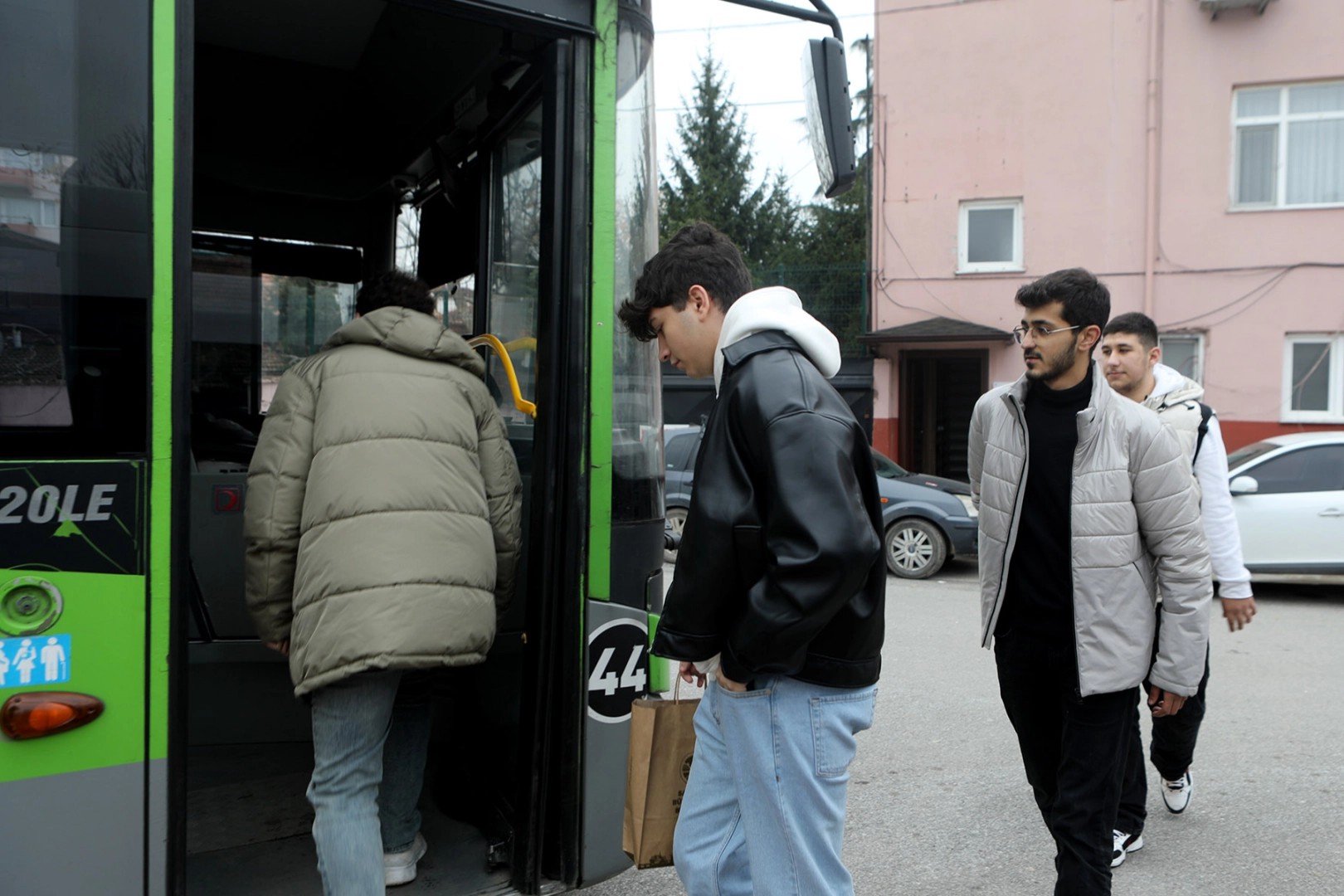 Sakarya'da gençler sesi 24 saatte çözüme kavuştu