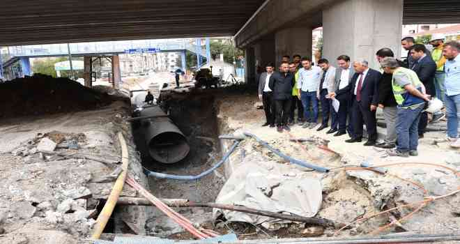 ASKİ genel müdürlüğü, kesintisiz ve sağlıklı su temini için içme suyu hatlarını yeniliyor