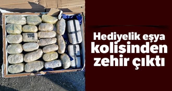 Hediyelik eşya kolisinden zehir çıktı