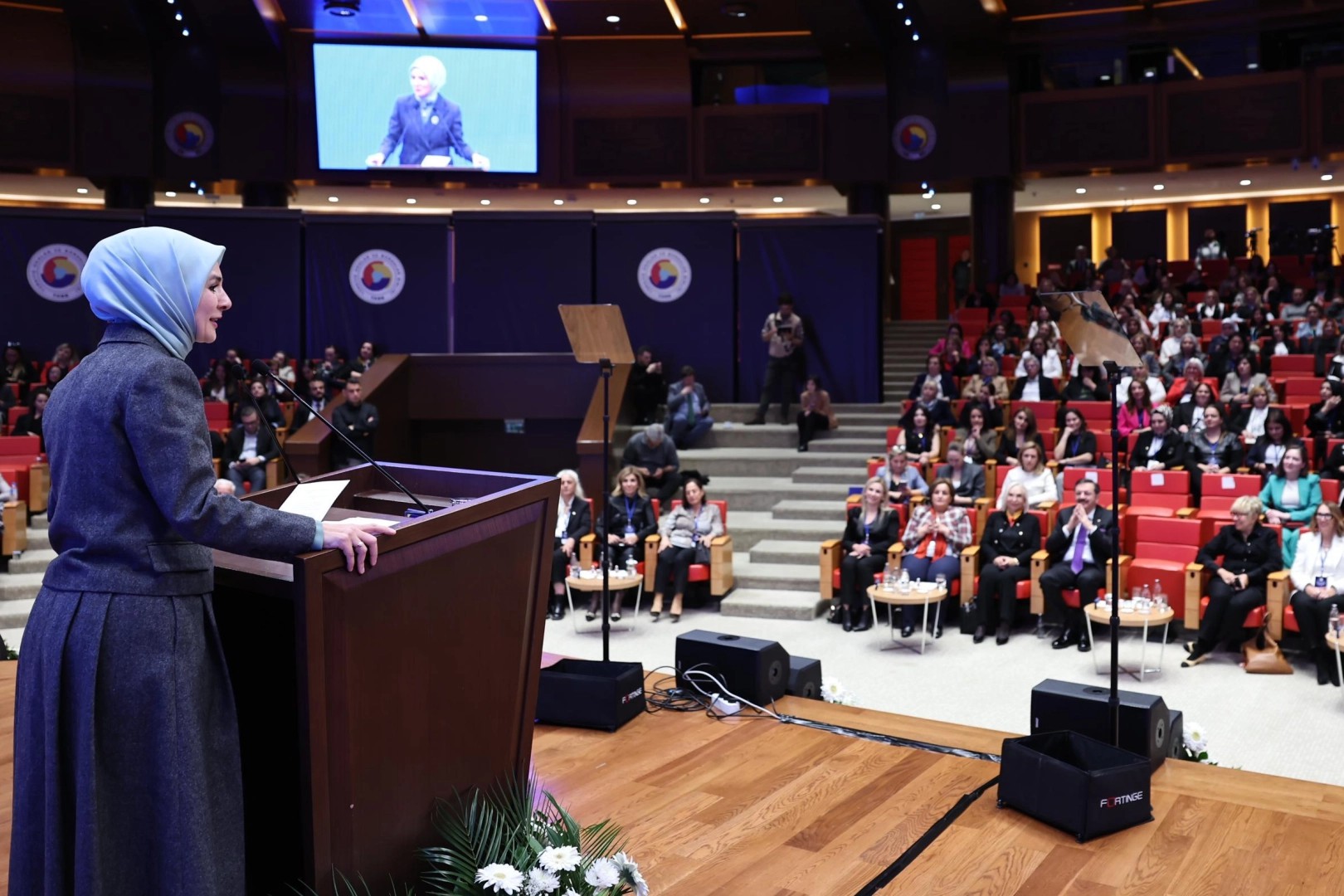 Bakan Göktaş: Kadın varsa gelecek vardır