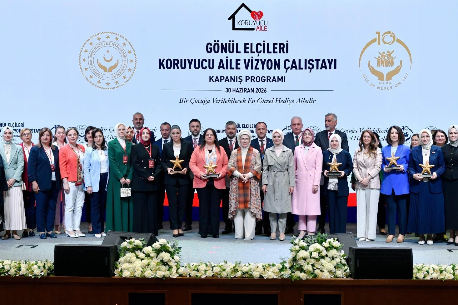 11 bin 22 çocuk aile şefkatiyle büyüyor