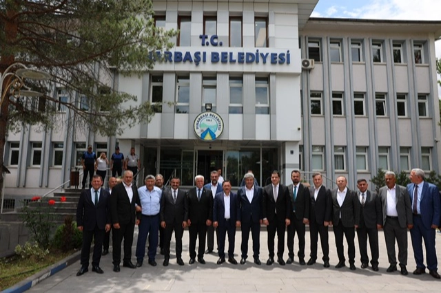 Kayseri Valisi Çiçek'ten Pınarbaşı mesaisi