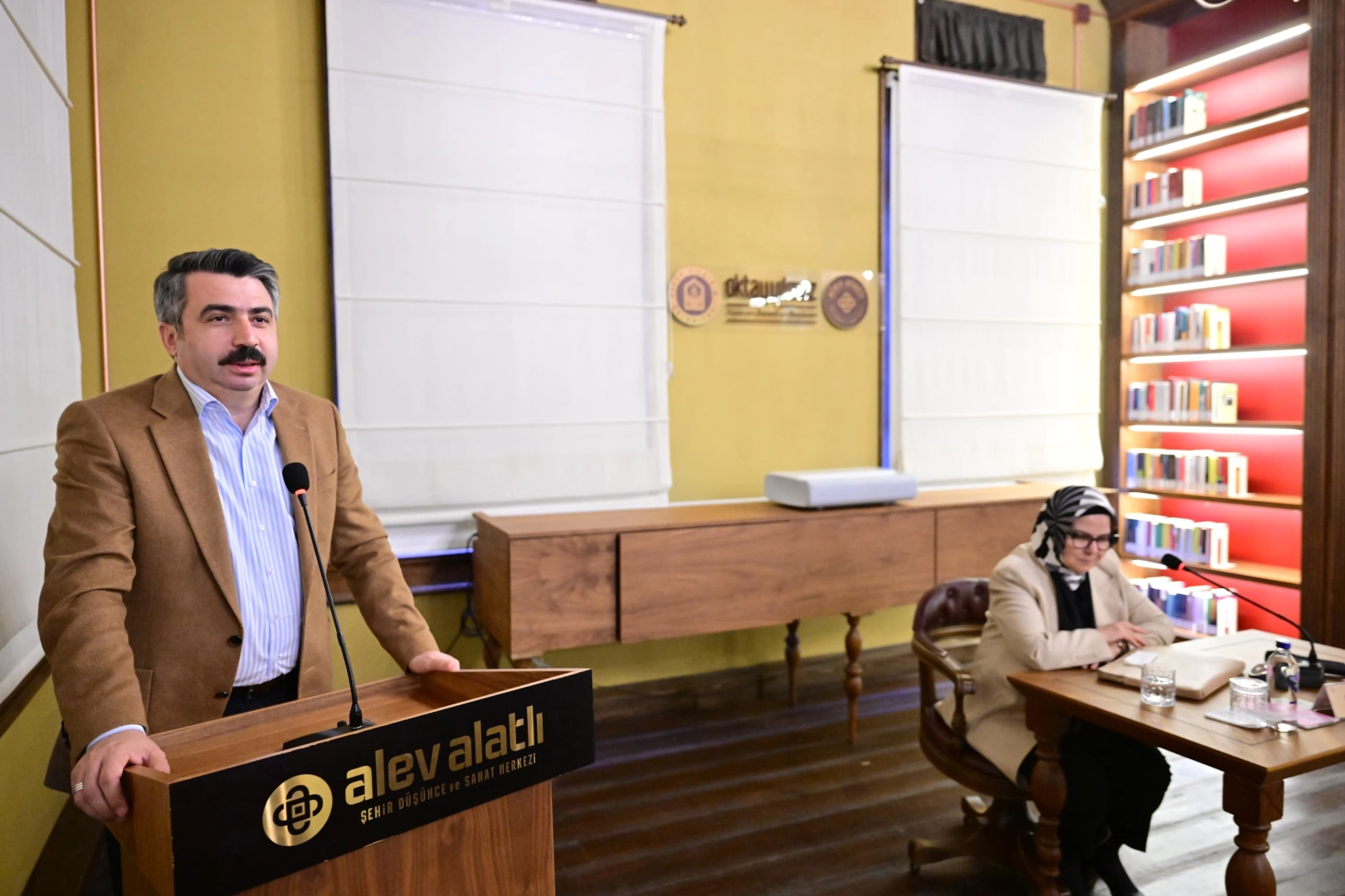 Bursa Yıldırım'da kültür politikaları konuşuldu