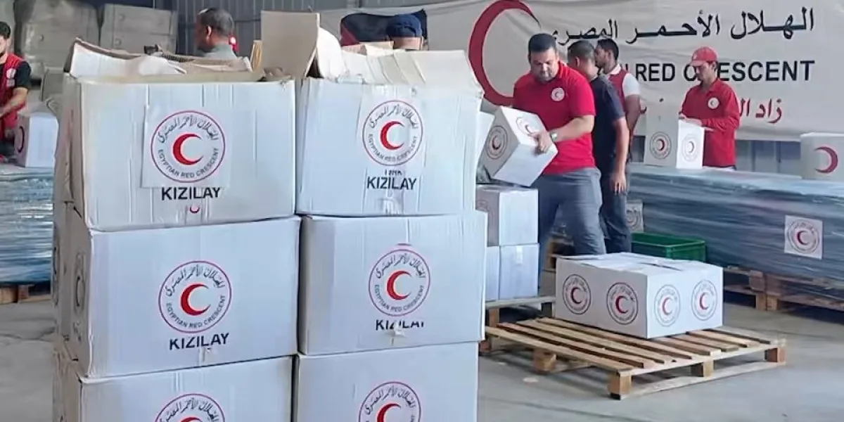 Türk Kızılayı, Gazze'de insani yardımlarını sürdürüyor
