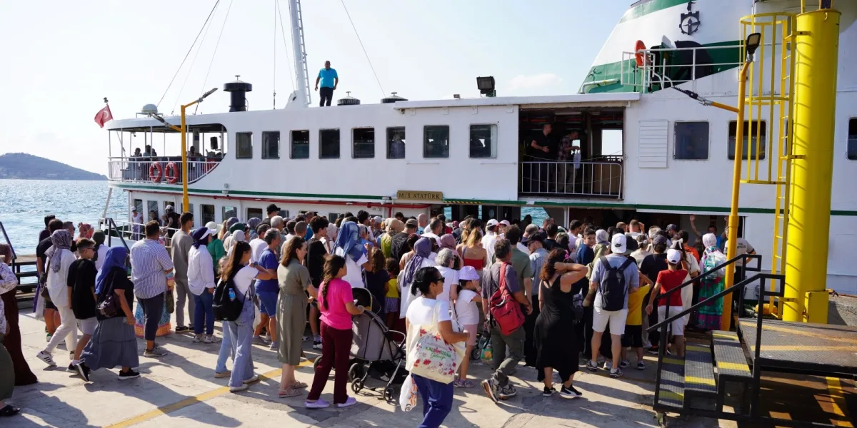 Büyükada seferleri yazın gözdesi oldu