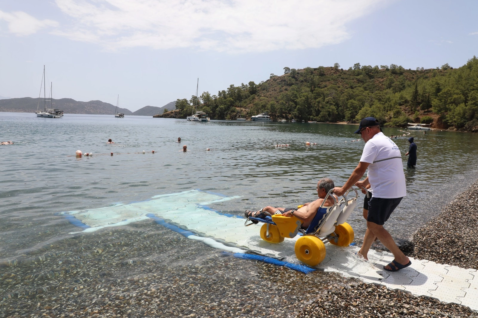 Muğla’da engelsiz deniz keyfi