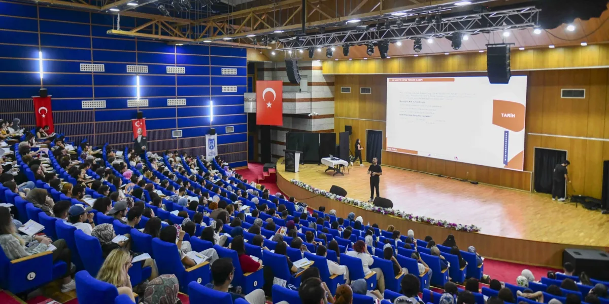 Ankara'da KPSS adaylarına ücretsiz tekrar kampı