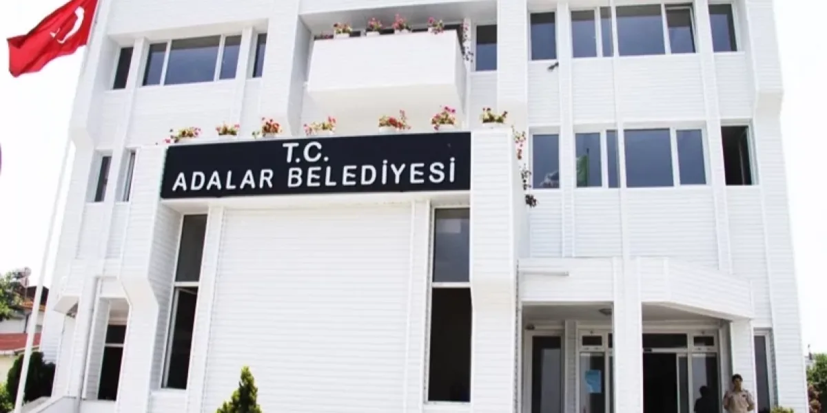 Adalar’da Başkan Vekili Medine Pamuk istifa etti! Meclis 21 Eylül’de yeni vekil seçecek