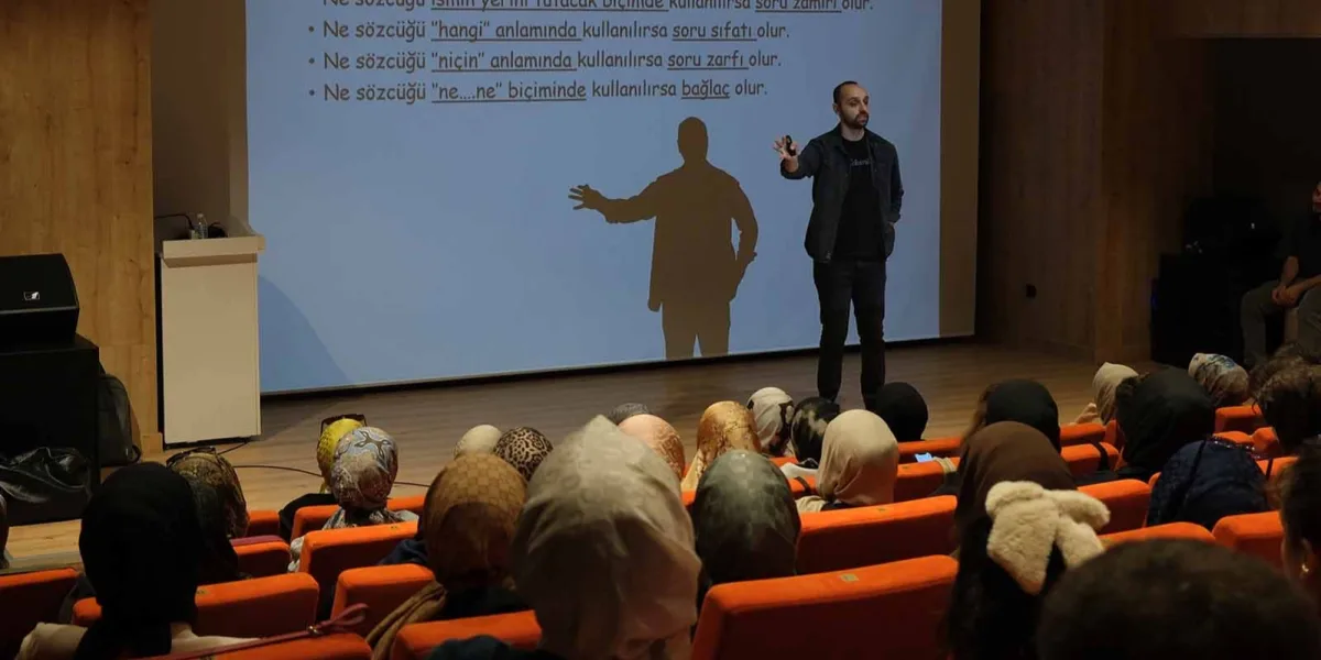 Kocaeli'de KPSS adayları Büyüşehir'le sınava hazırlanıyor