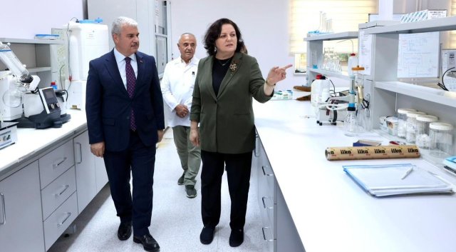 Konya Valisi Akın’dan Temiz Hava Merkezi Müdürlüğü’ne ziyaret