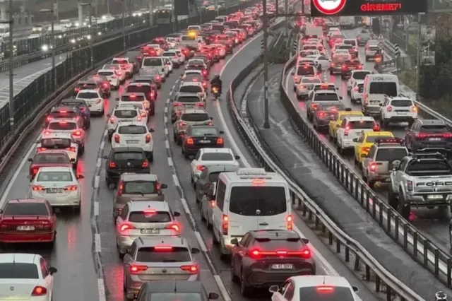 Toplam taşıt sayısı 35 milyona yaklaştı... Ağustos'ta Renault başı çekti