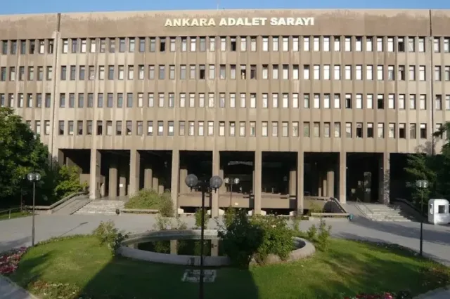FETÖ'nün gizli yapılanmasına 26 gözaltı